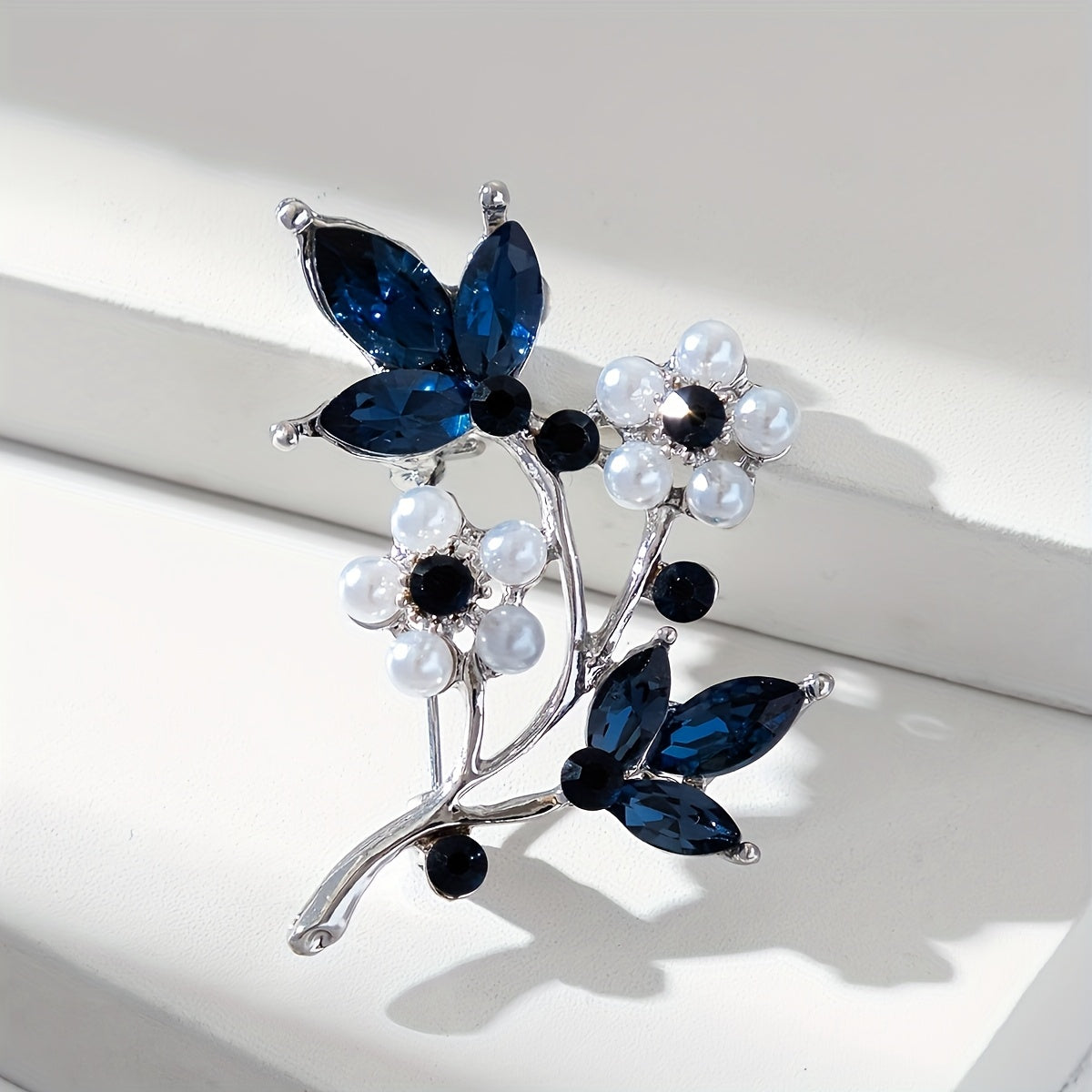 Elegant Leaf Brooch - Deep Blue Rhinestone KC Golden Plated Pin